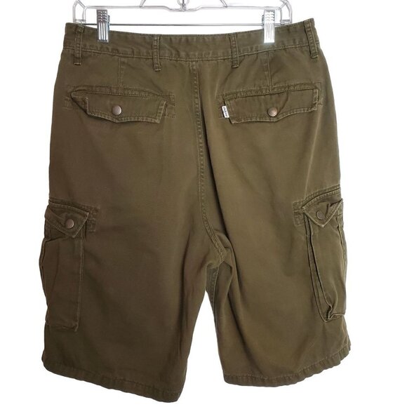 LEVI'S 32‎ Army Green Cargo Shorts Snap pockets 100% cotton - Picture 2 of 8